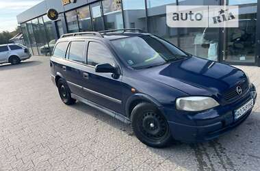 Универсал Opel Astra 1998 в Ужгороде