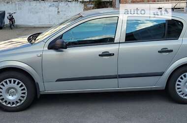 Хэтчбек Opel Astra 2006 в Харькове