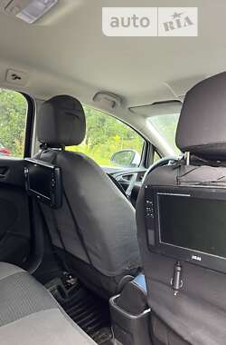 Універсал Opel Astra 2013 в 
