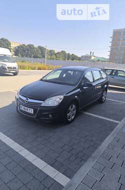 Универсал Opel Astra 2008 в Сокале