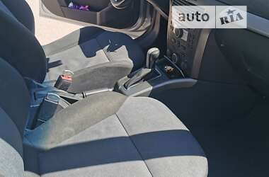 Универсал Opel Astra 2004 в 