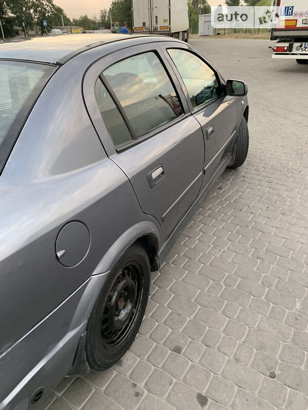 Седан Opel Astra 2007 в Новомосковске фото 8 Седан Opel Astra 2007 в Новомосковске