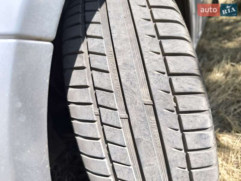 Универсал Opel Astra 2008 в Житомире