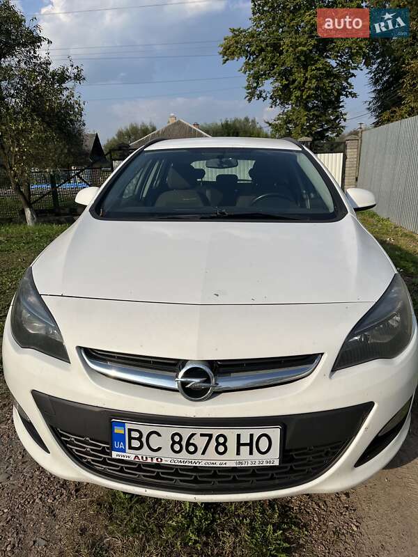 Opel Astra 2014
