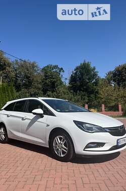 Универсал Opel Astra 2018 в Хмельницком