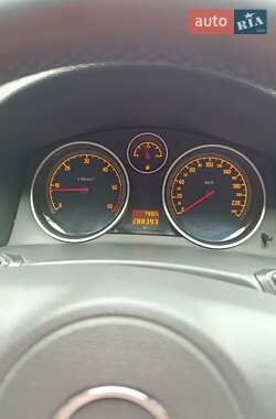 Универсал Opel Astra 2010 в 