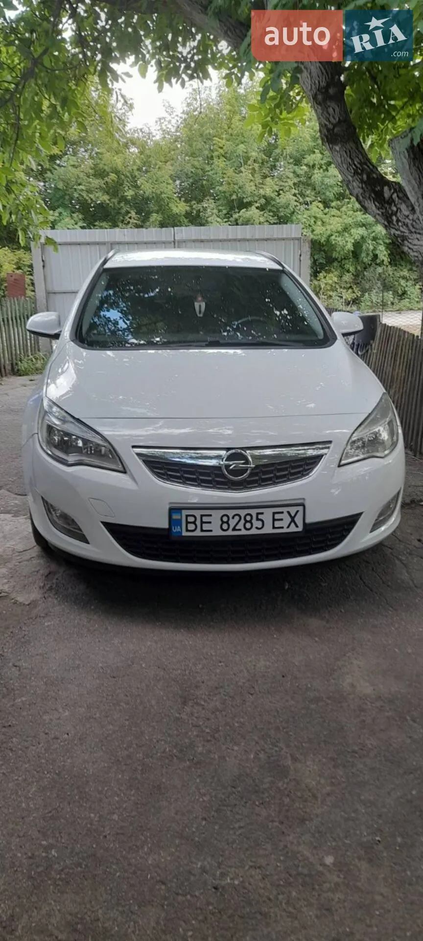 2011 Opel Astra - фото 1