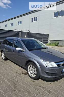 Універсал Opel Astra 2007 в Житомирі