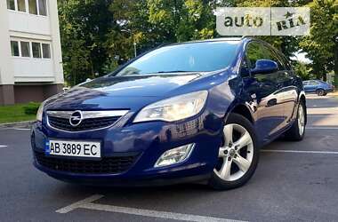 Универсал Opel Astra 2012 в Виннице