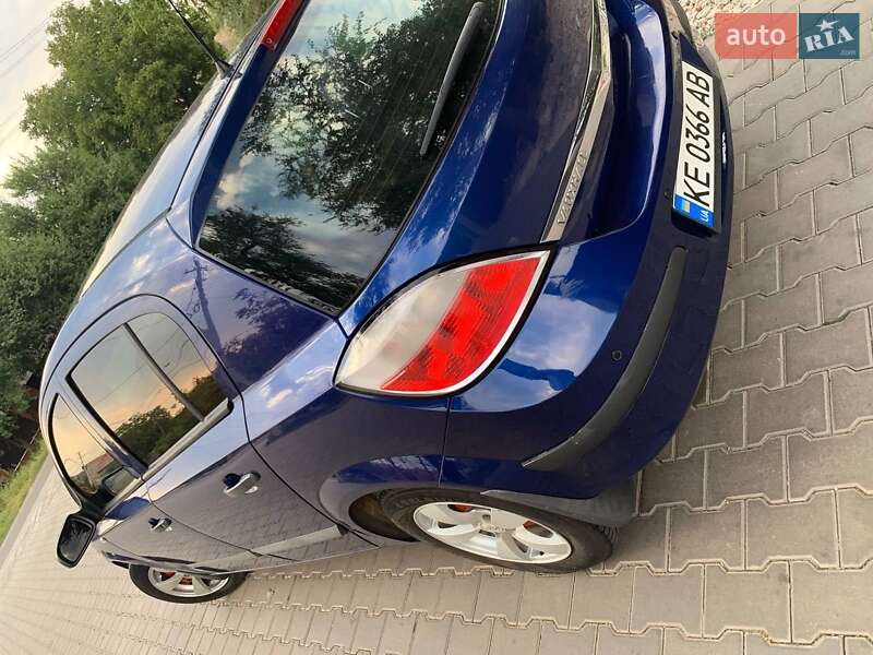 Хетчбек Opel Astra 2006 в Кривому Розі