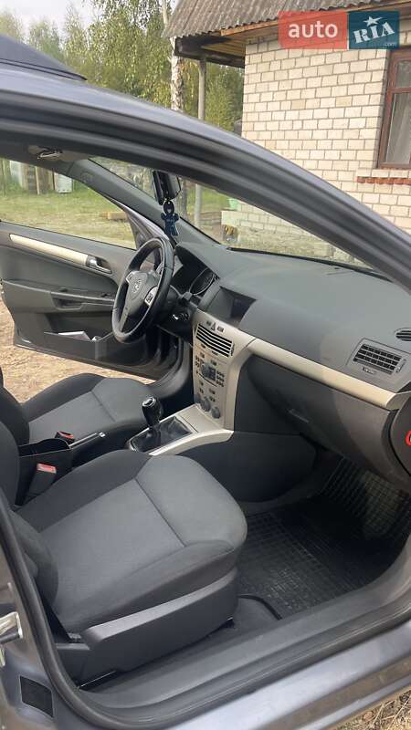 Opel Astra 2007