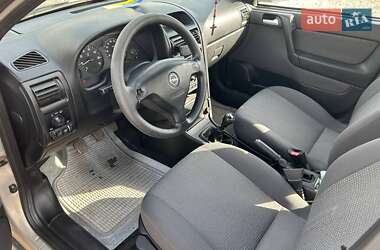 Седан Opel Astra 2008 в 