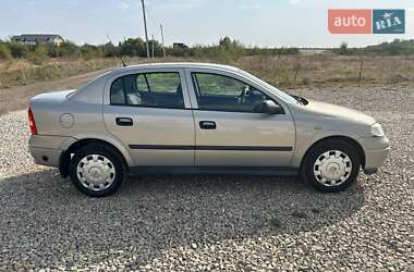 Седан Opel Astra 2008 в 