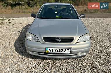 Седан Opel Astra 2008 в 