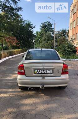 Седан Opel Astra 2006 в Житомирі