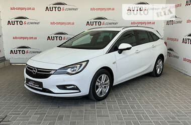 Универсал Opel Astra 2017 в Львове