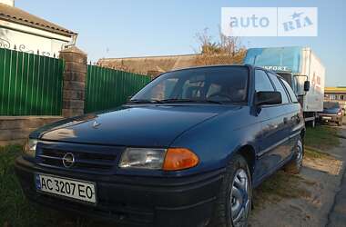 Универсал Opel Astra 1993 в Ратным