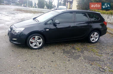 Универсал Opel Astra 2012 в Виннице