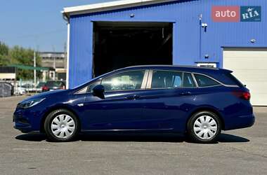 Универсал Opel Astra 2016 в 