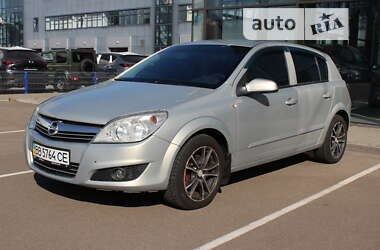 Хэтчбек Opel Astra 2008 в Киеве