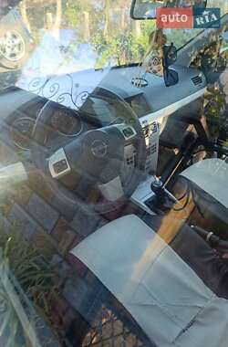 Хетчбек Opel Astra 2008 в 