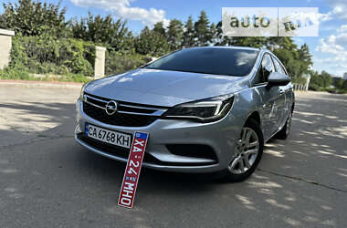 Універсал Opel Astra 2017 в Умані