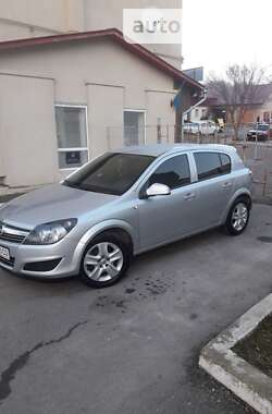 Хэтчбек Opel Astra 2011 в Каменец-Подольском