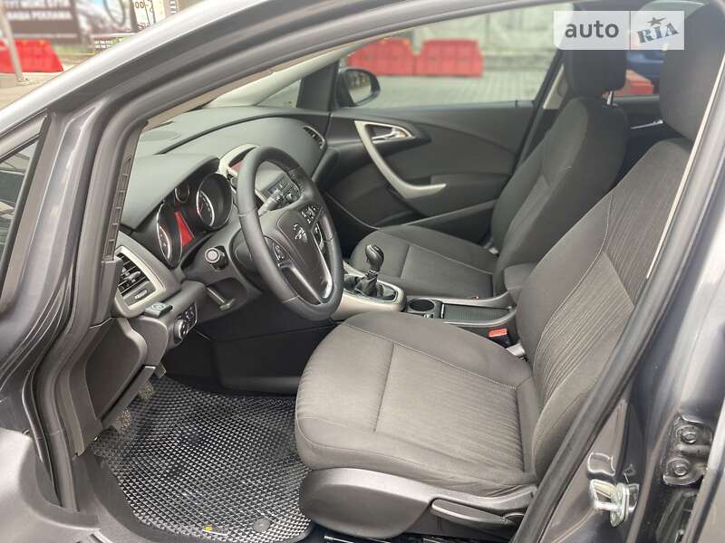 Универсал Opel Astra 2010 в Львове фото 15 Универсал Opel Astra 2010 в Львове