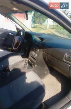 Седан Opel Astra 2004 в 