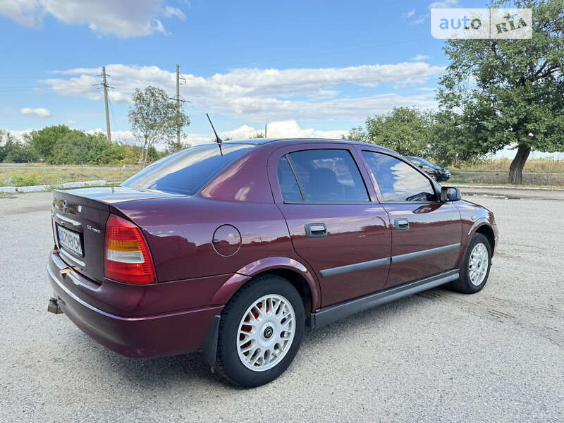 Седан Opel Astra 2006 в Новом Буге фото 8 Седан Opel Astra 2006 в Новом Буге