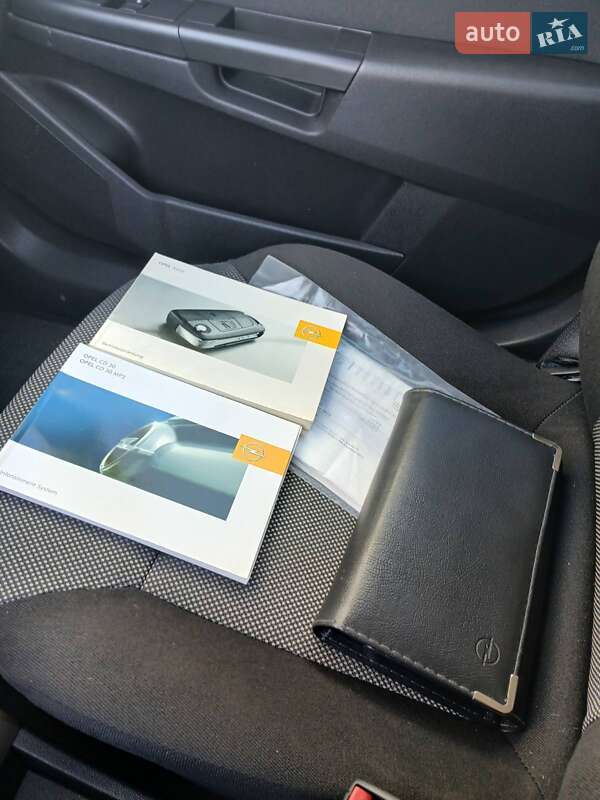 Універсал Opel Astra 2008 в Києві