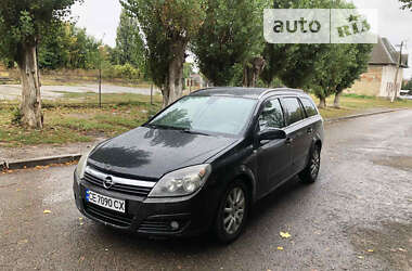 Универсал Opel Astra 2005 в Хотине