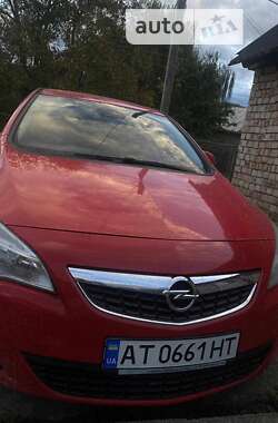 Хэтчбек Opel Astra 2011 в Косове