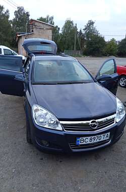 Универсал Opel Astra 2009 в Золочеве