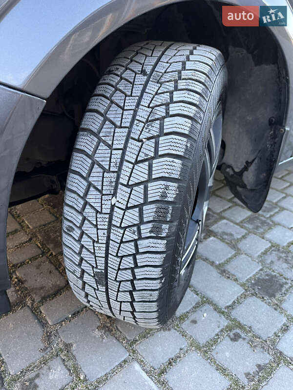 Седан Opel Astra 2011 в Львове