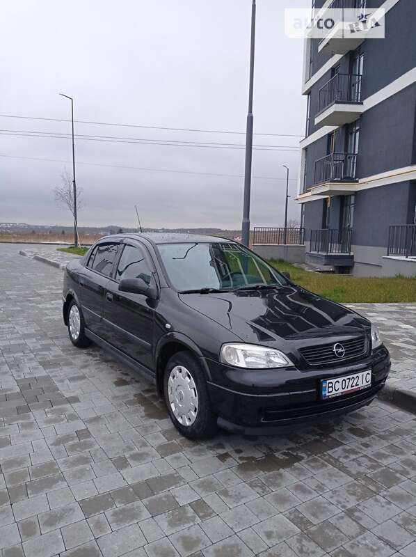 Седан Opel Astra 2007 в Львове