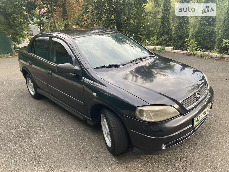 Opel Astra 2006