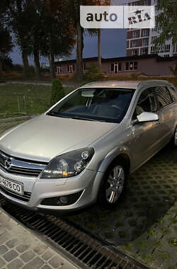 Универсал Opel Astra 2009 в Тернополе