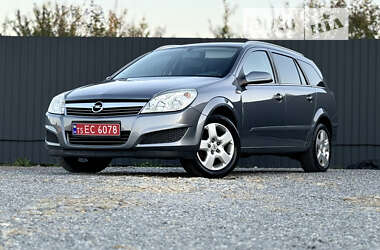 Универсал Opel Astra 2007 в Самборе