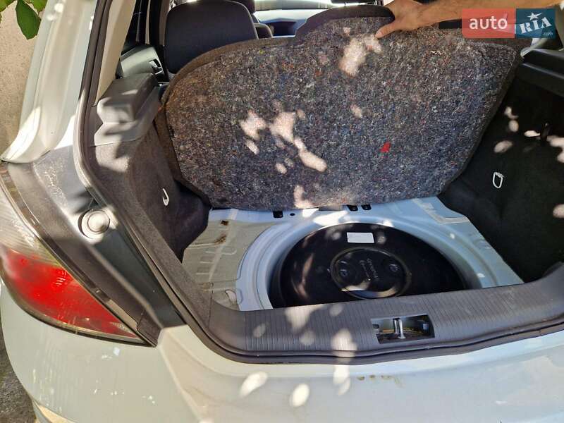 Хэтчбек Opel Astra 2009 в Черновцах