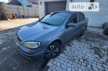 Седан Opel Astra 2008 в Хмельницком