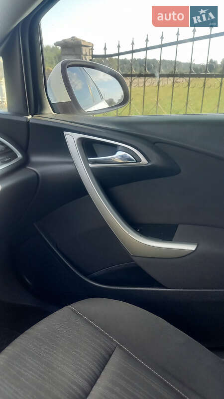 Універсал Opel Astra 2012 в Львові фото 25 Універсал Opel Astra 2012 в Львові