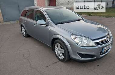 Универсал Opel Astra 2010 в Нежине