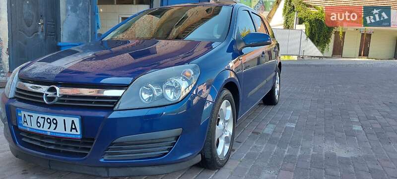 Универсал Opel Astra 2005 в 