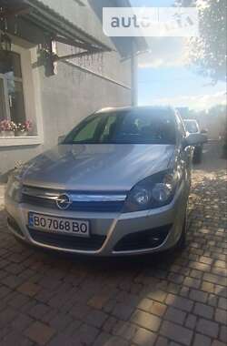 Универсал Opel Astra 2005 в Копычинце