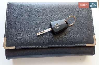 Универсал Opel Astra 2010 в 
