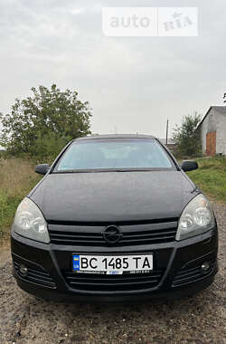 Хетчбек Opel Astra 2005 в Львові