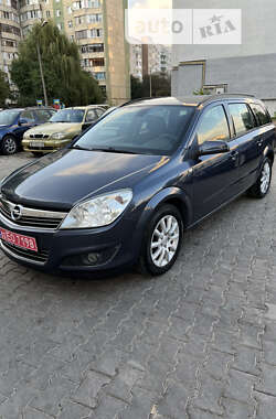 Универсал Opel Astra 2008 в Луцке