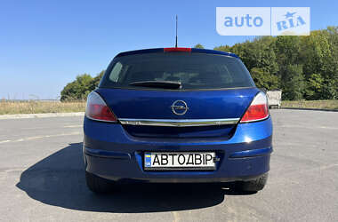 Хетчбек Opel Astra 2005 в Дунаївцях