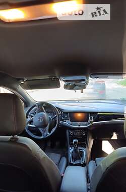 Универсал Opel Astra 2017 в 